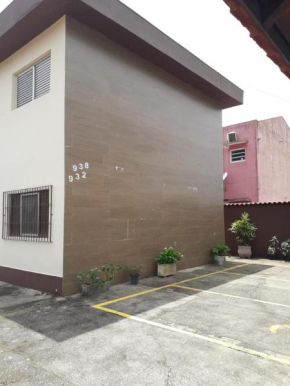 Apto no Centro de Bertioga, próx a Praia da Enseada e da Balsa com acesso a Prainha Branca, Acomoda até 6 pessoas
